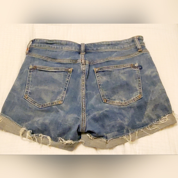 SZ 28 PILCRO BUTTON DOWN DENIM ROLLUP SHORTS FROM ANTHROPOLOGIE - Picture 2 of 8